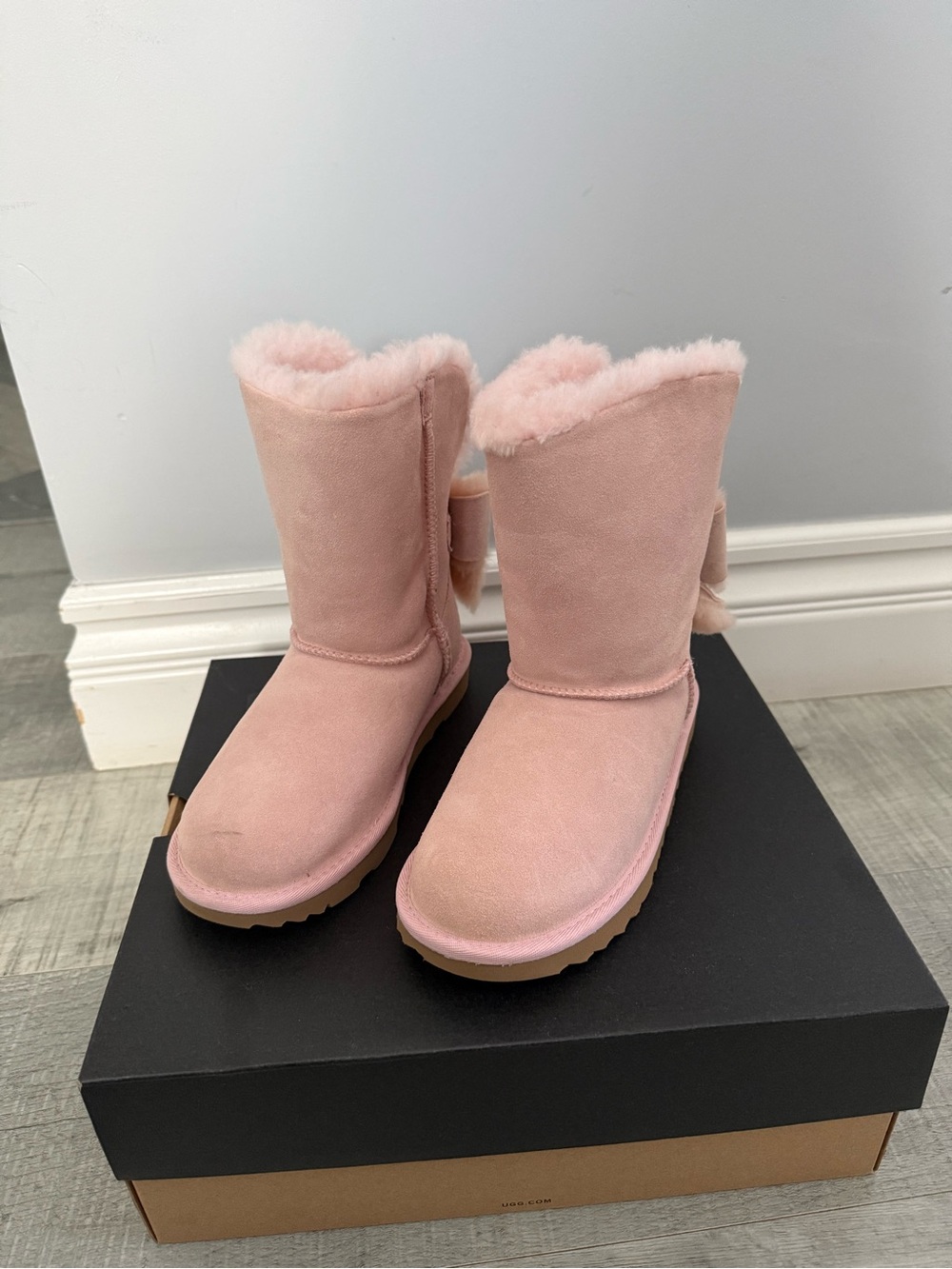 UGG Pink Shearling Lined Kids Boots with Back Bows